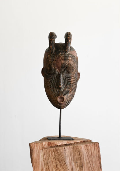 Forehead Flex Songye Tribe Mask